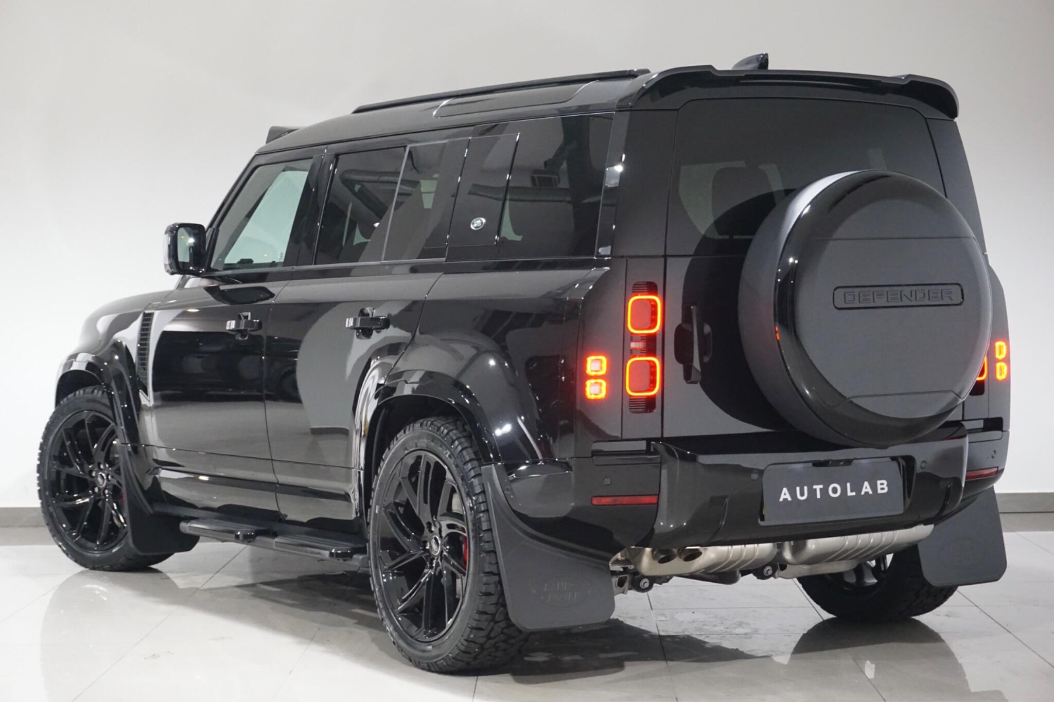 Land Rover Defender 110 3.0 D250 MHEV XS Edition SUV 5dr Diesel Auto 4WD Euro 6 (s/s) (250 ps)